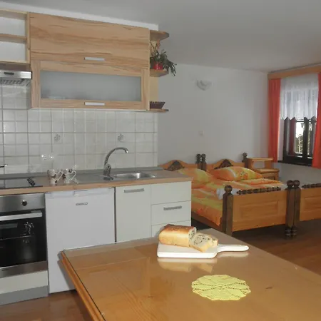 Cumar Apartment Cerkno